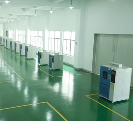 在線式鎖螺絲機(jī)圖片