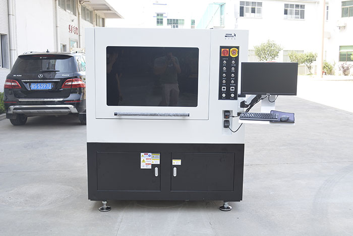 1675151638485484.jpg 在線式視覺點膠機700.jpg